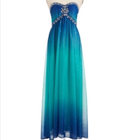 CACHET Dresses & Skirts - NEW Cachet Ombre Mesh Glitter Gown Women's